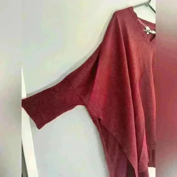 A new day v neck poncho sweater  OSFM - Picture 4 of 10